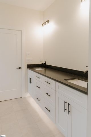 800 Glassy Road, Landrum, SC 29356