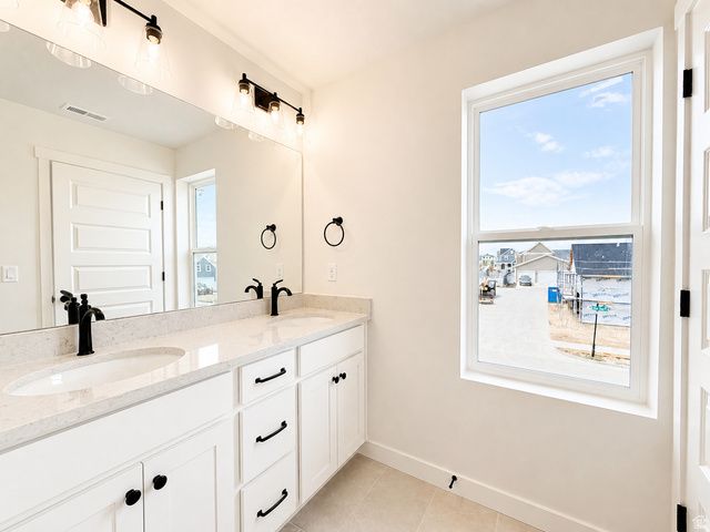 7027 W LAKE AVE, South Jordan, UT 84009