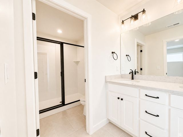 7027 W LAKE AVE, South Jordan, UT 84009