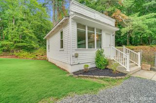 302 Schoolhouse Road B, Monroe, NJ 08831