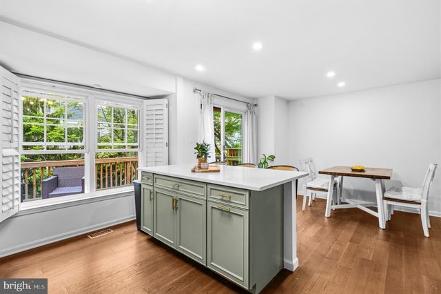 13847 FOUNT BEATTIE CT, Centreville, VA 20121