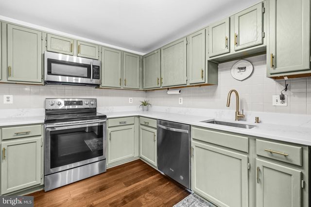 13847 FOUNT BEATTIE CT, Centreville, VA 20121