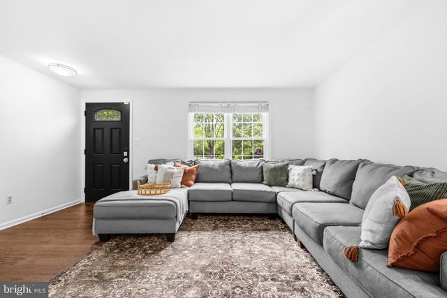 13847 FOUNT BEATTIE CT, Centreville, VA 20121
