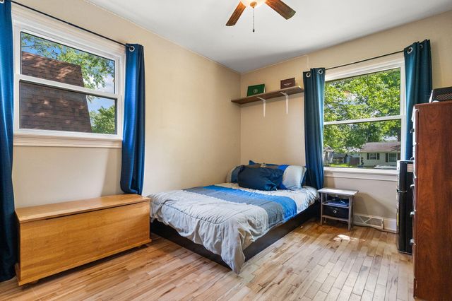 1022 S 18th Street, Chesterton, IN 46304