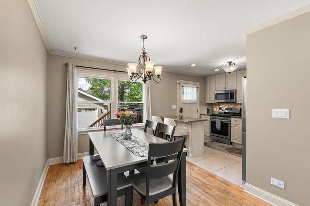 1022 S 18th Street, Chesterton, IN 46304