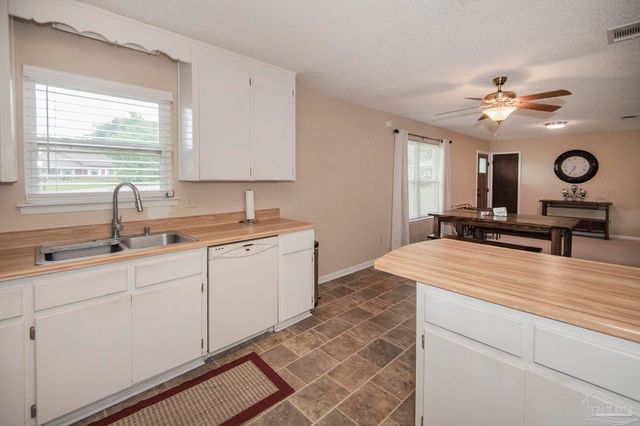 4722 Pebble Creek Ter, Pensacola, FL 32526