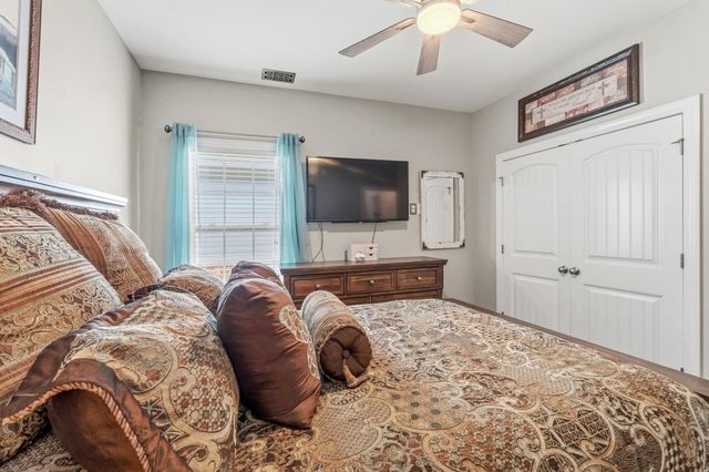 1111 Maccoa Dr., Conway, SC 29526