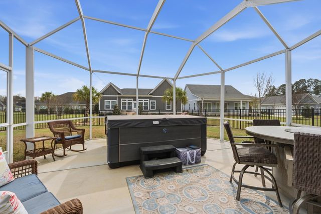 1111 Maccoa Dr., Conway, SC 29526