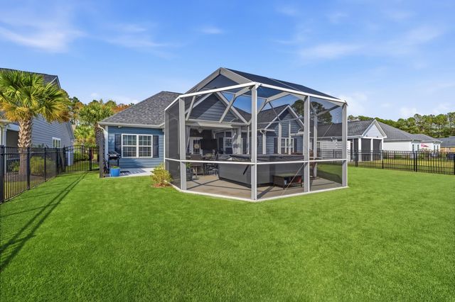 1111 Maccoa Dr., Conway, SC 29526