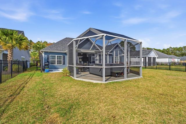 1111 Maccoa Dr., Conway, SC 29526