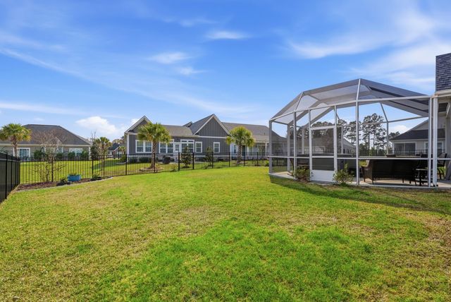 1111 Maccoa Dr., Conway, SC 29526