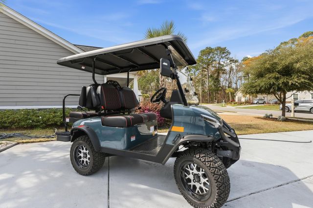 1111 Maccoa Dr., Conway, SC 29526