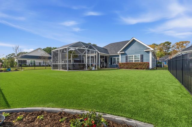 1111 Maccoa Dr., Conway, SC 29526