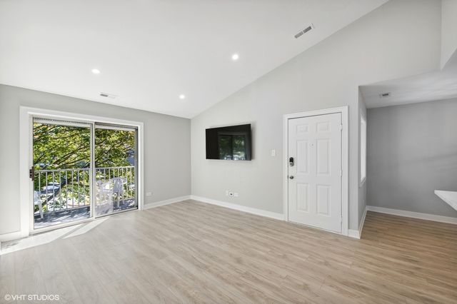 47 Orchard Terrace 8, Lombard, IL 60148