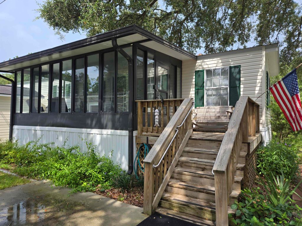 324 Yucca Circle, Garden City Beach, SC 29576