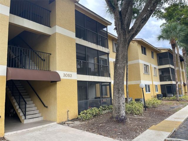 3083 N Oakland Forest Drive 308, Oakland Park, FL 33309