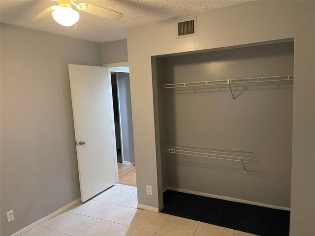 3083 N Oakland Forest Drive 308, Oakland Park, FL 33309