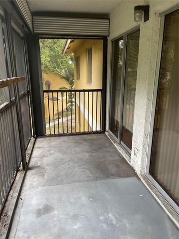 3083 N Oakland Forest Drive 308, Oakland Park, FL 33309