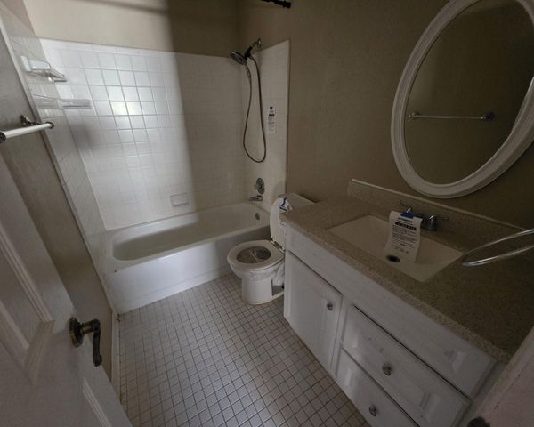 2611 Potomac Drive, League City, TX 77573