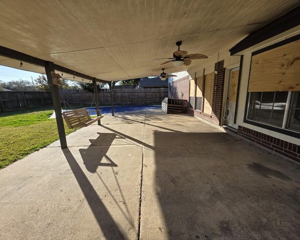 2611 Potomac Drive, League City, TX 77573