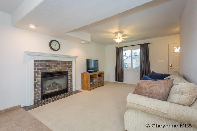 6021 BLUE BLUFF, Cheyenne, WY 82009