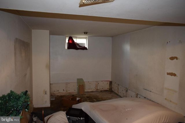 6704 HASTINGS DR, Capitol Heights, MD 20743