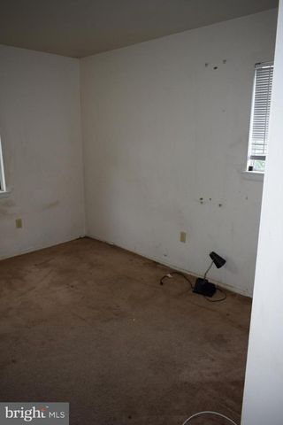 6704 HASTINGS DR, Capitol Heights, MD 20743