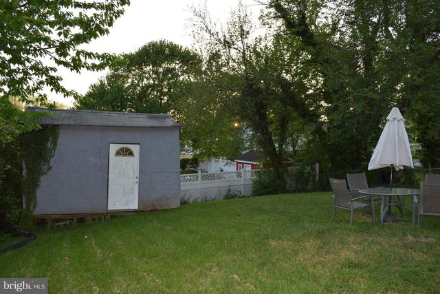 6704 HASTINGS DR, Capitol Heights, MD 20743