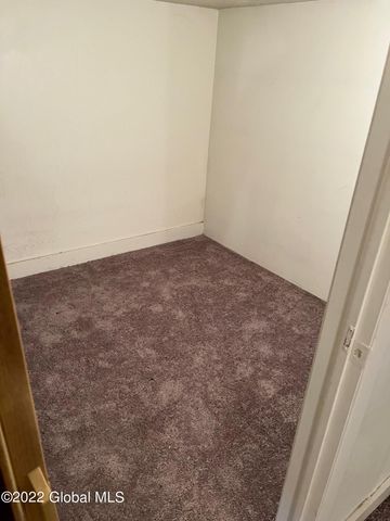 106 Braintree Street Bsmnt, Colonie, NY 12205