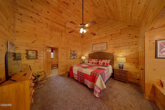 260 Moose Ridge Way, Pigeon Forge, TN 37863
