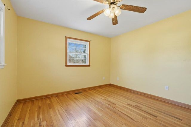 2835 Edwardsville RD, Hardy, VA 24101