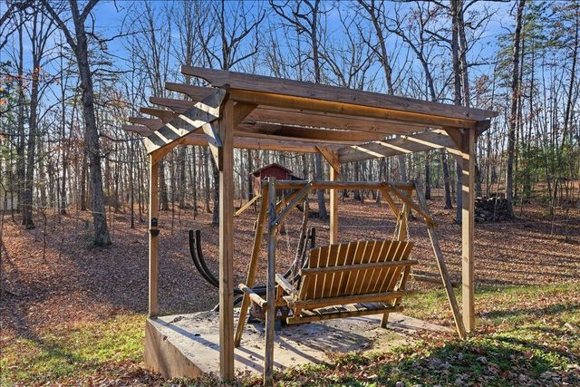 2835 Edwardsville RD, Hardy, VA 24101