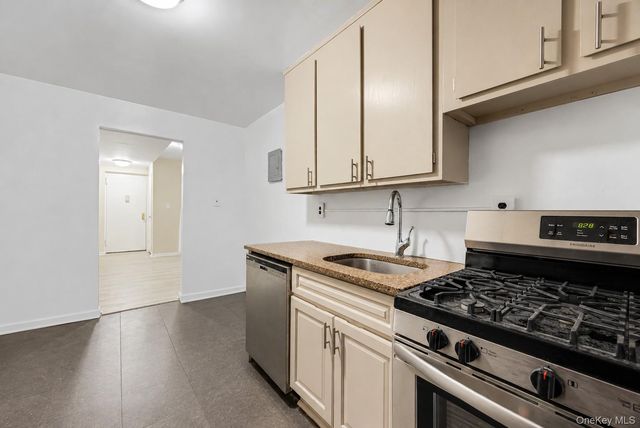 39-76 57th Street 1H, Woodside, NY 11377