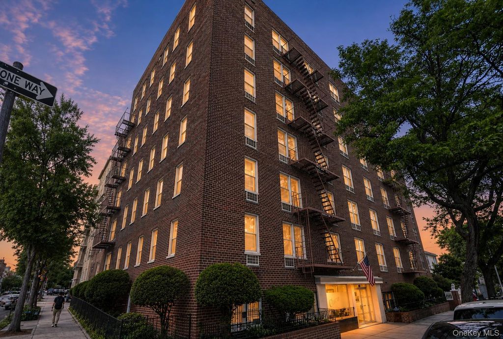 39-76 57th Street 1H, Woodside, NY 11377