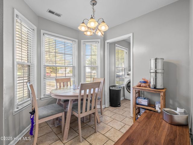 1940 Heather Loop, Midway Park, NC 28544