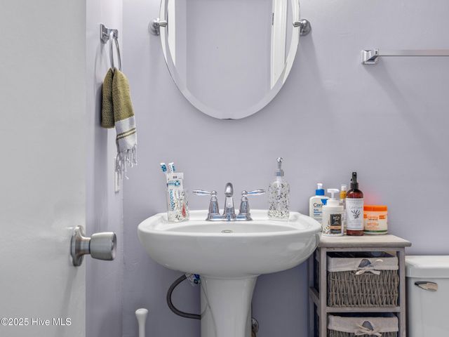 1940 Heather Loop, Midway Park, NC 28544