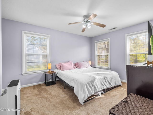 1940 Heather Loop, Midway Park, NC 28544