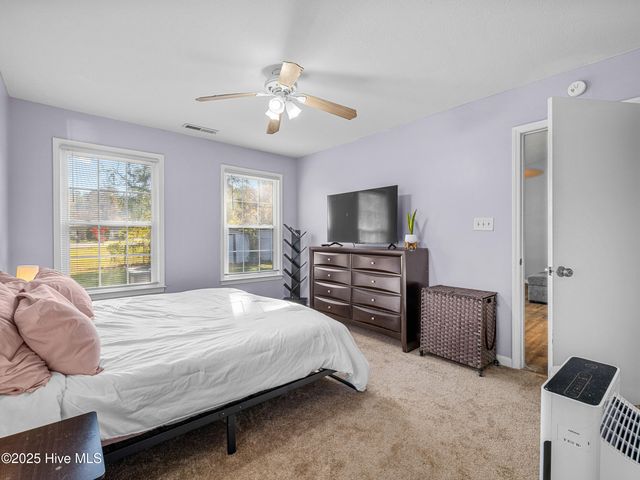 1940 Heather Loop, Midway Park, NC 28544