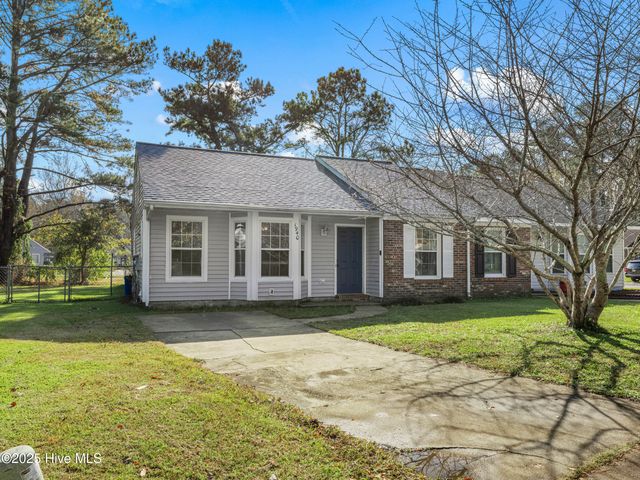 1940 Heather Loop, Midway Park, NC 28544