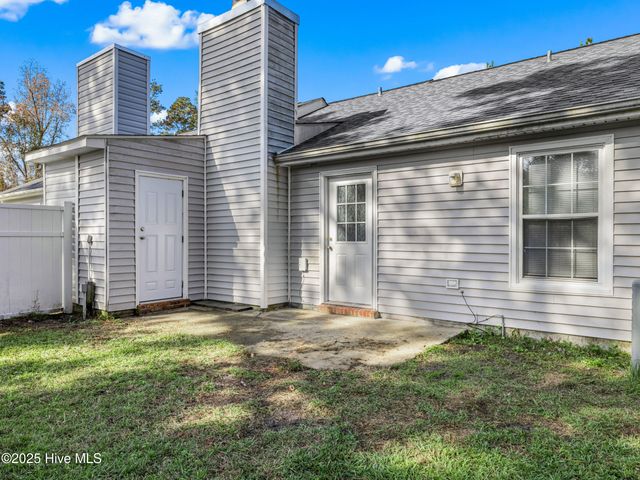 1940 Heather Loop, Midway Park, NC 28544