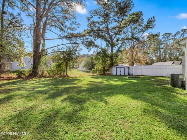 1940 Heather Loop, Midway Park, NC 28544