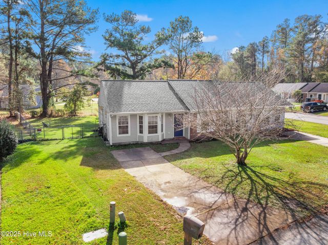 1940 Heather Loop, Midway Park, NC 28544