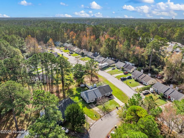 1940 Heather Loop, Midway Park, NC 28544