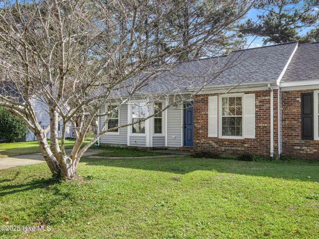 1940 Heather Loop, Midway Park, NC 28544