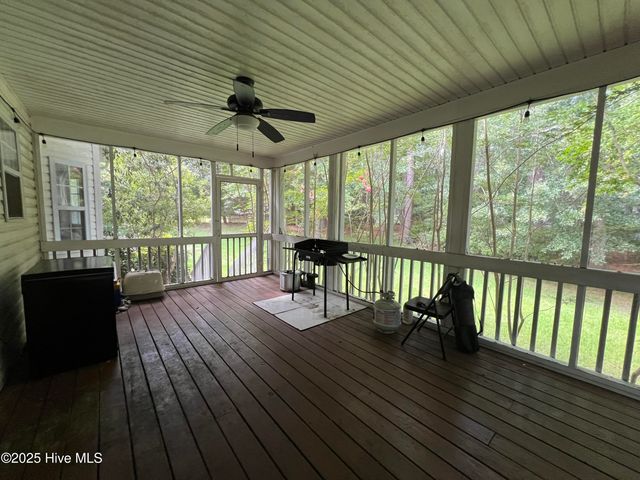 820 Welton Circle, Jacksonville, NC 28546