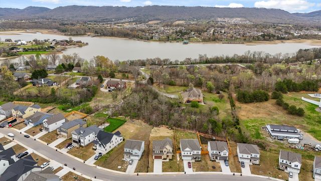 8294 Snowdrop Way, Ooltewah, TN 37363