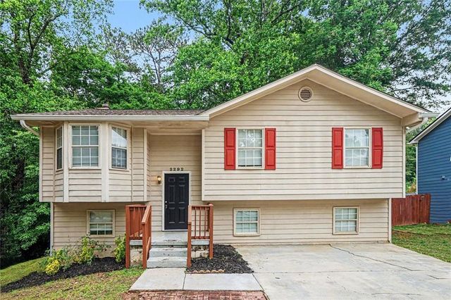 2292 Wilkins Cove, Decatur, GA 30035