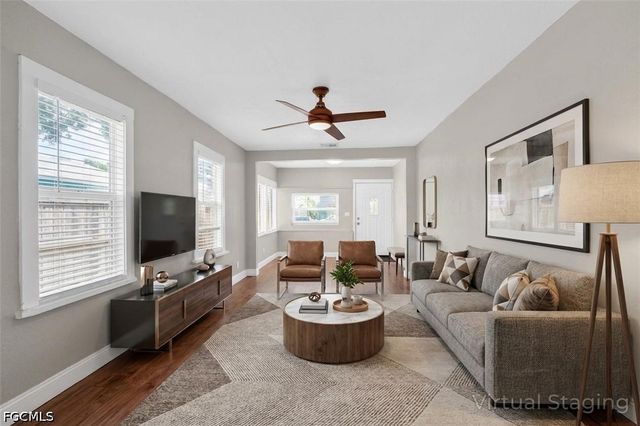 3250 Prescott ST N, St Petersburg, FL 33713
