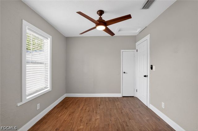3250 Prescott ST N, St Petersburg, FL 33713