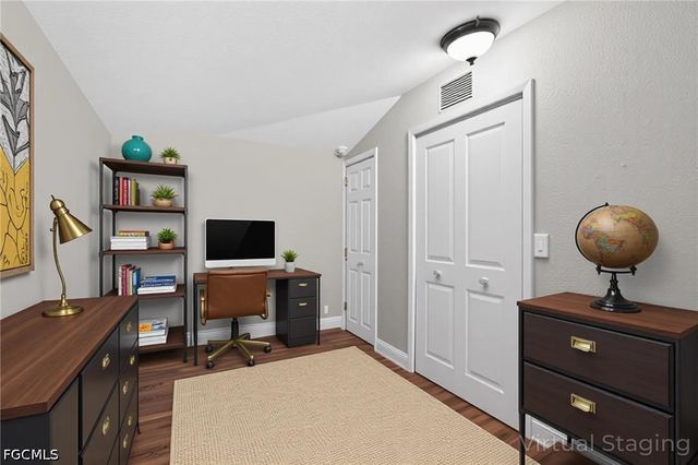 3250 Prescott ST N, St Petersburg, FL 33713